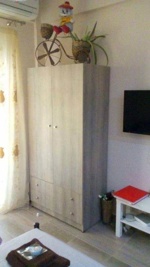 7 Stars Near Metro Apartment *
