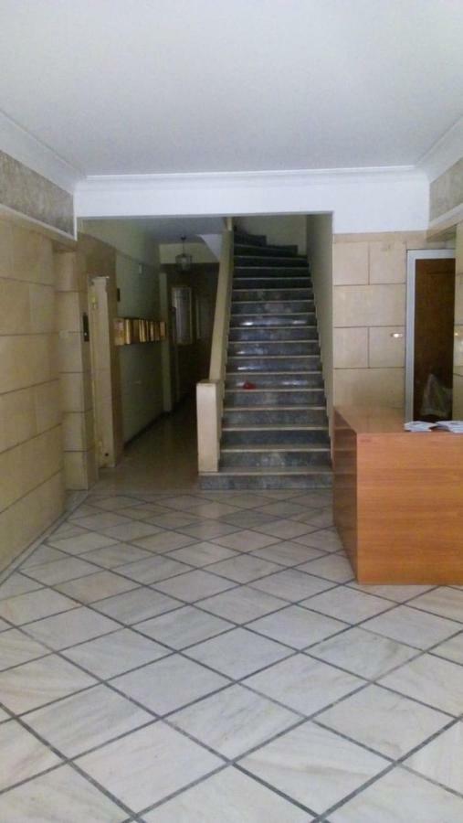 7 Stars Near Metro Apartament *